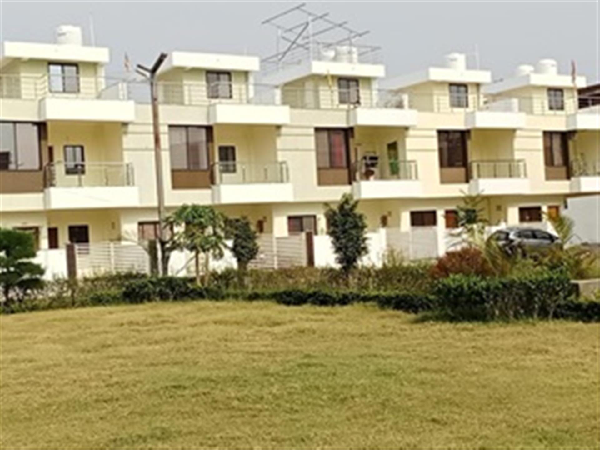 abhyudayam-janki-residency-kolar-road-bhopal-3bhk-duplex-villa-house